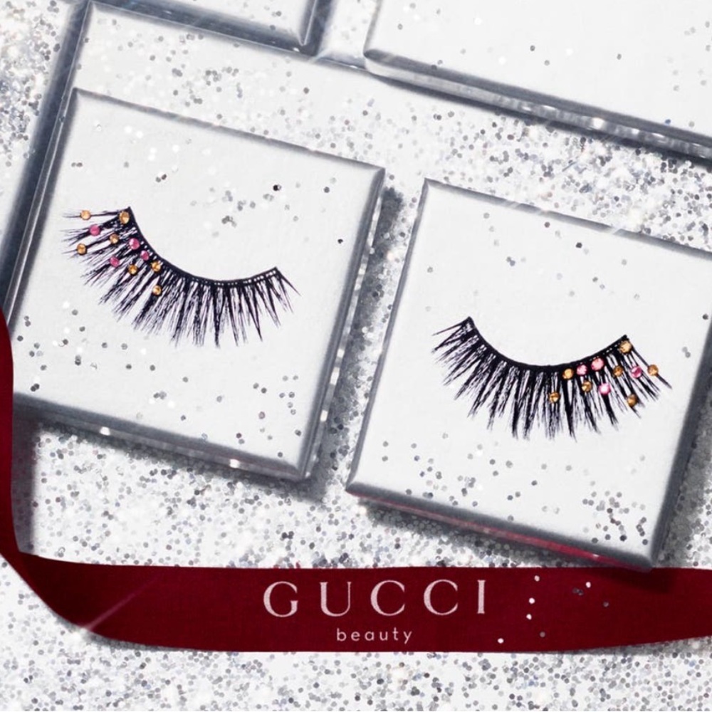 GUCCI ✨ Limited Edition ✨ FALSE LASHES adorned w/ Crystals (Gucci Glue included) - Picture 3 of 10